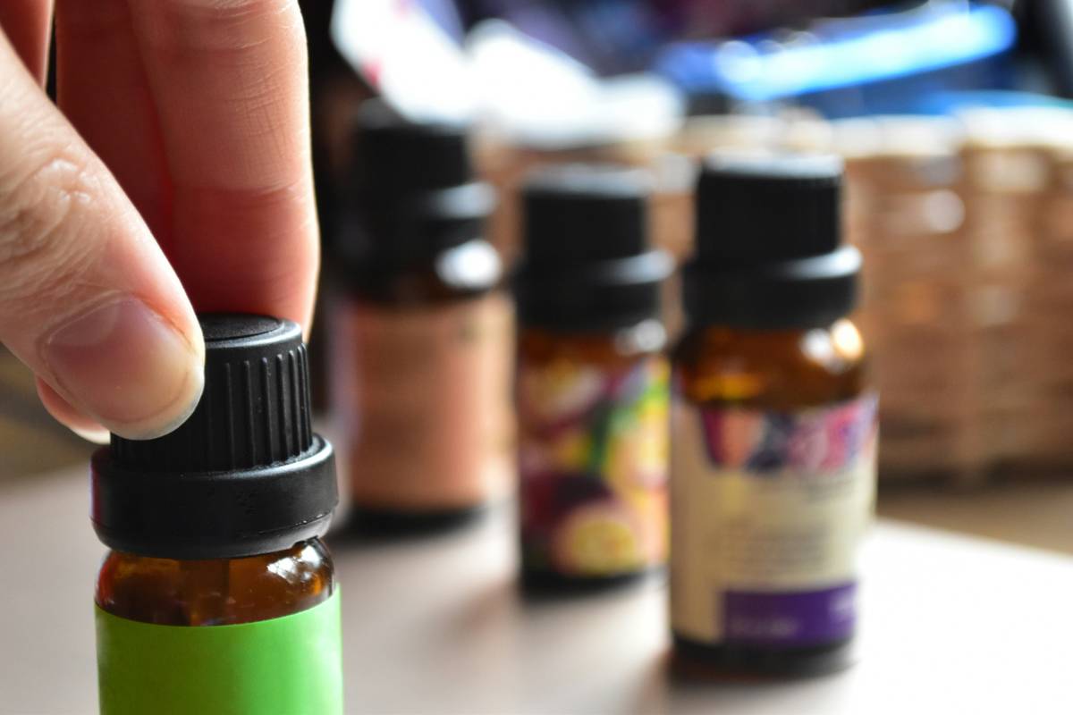 5 Natural Home Scent Recipes That Actually Work (No Toxins, No Lies)