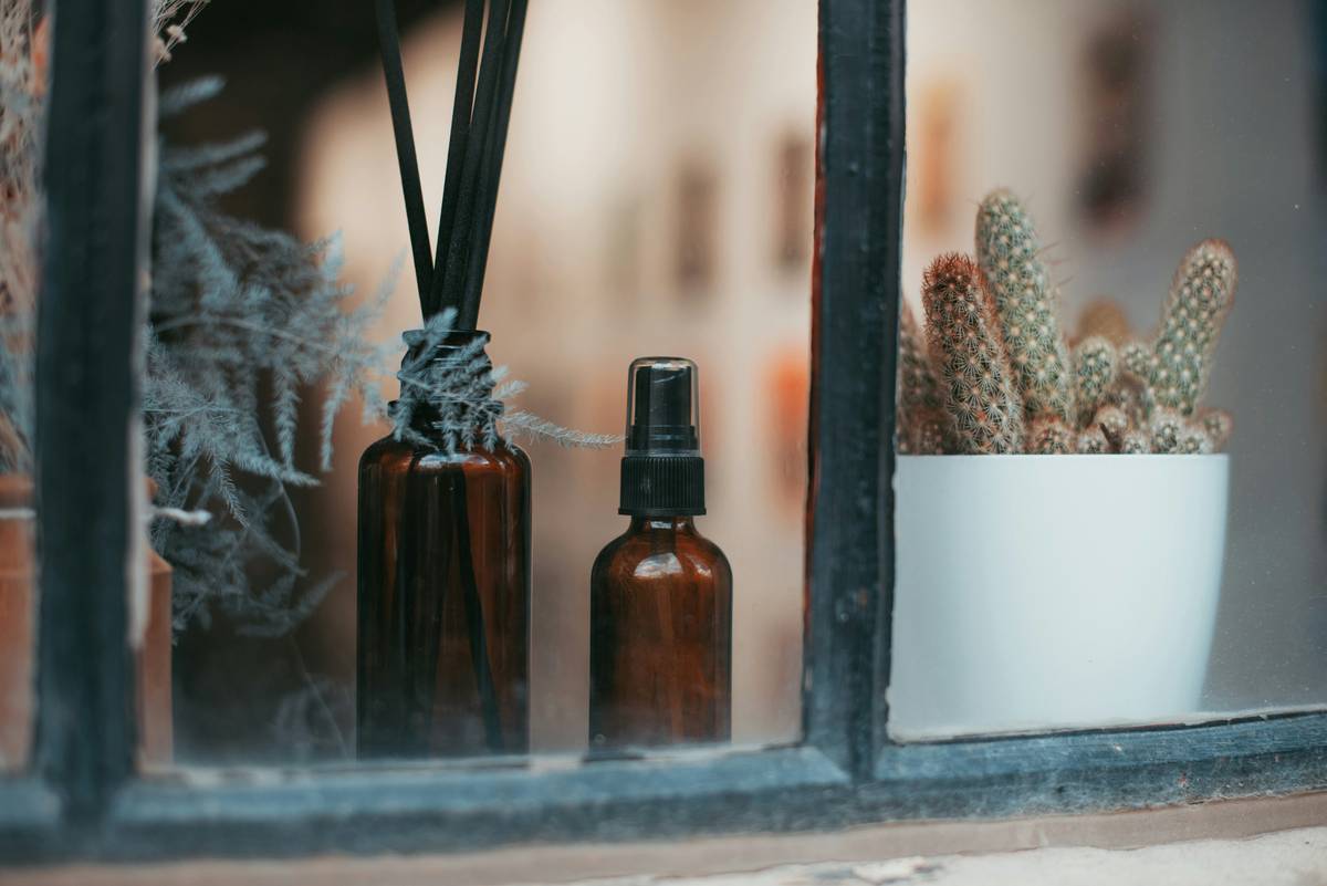 Luxury Home Air Freshener: Why Natural Beats Synthetic Every Time